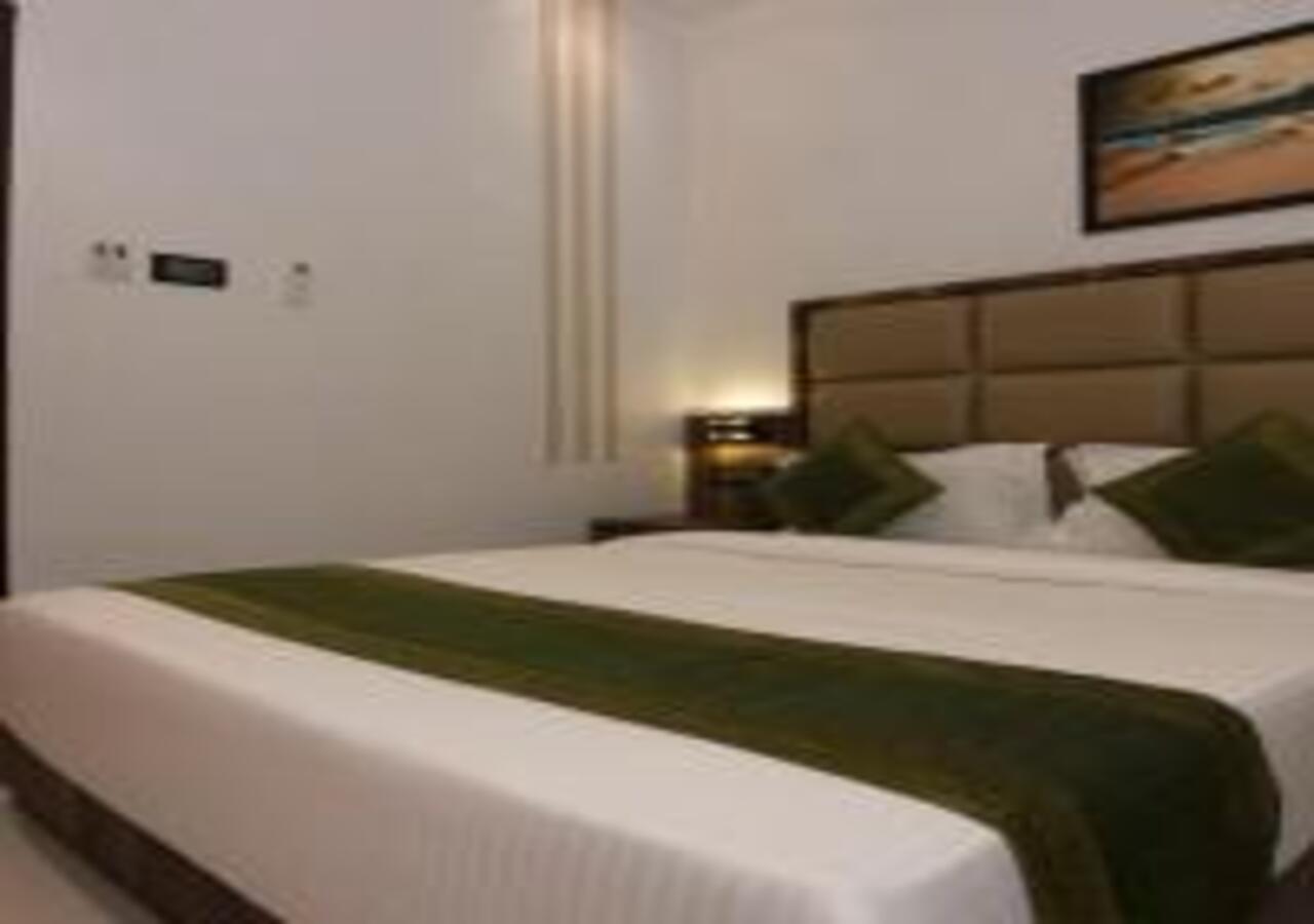 Hotel Meriton Mumbai International Airport T-2 Exterior foto