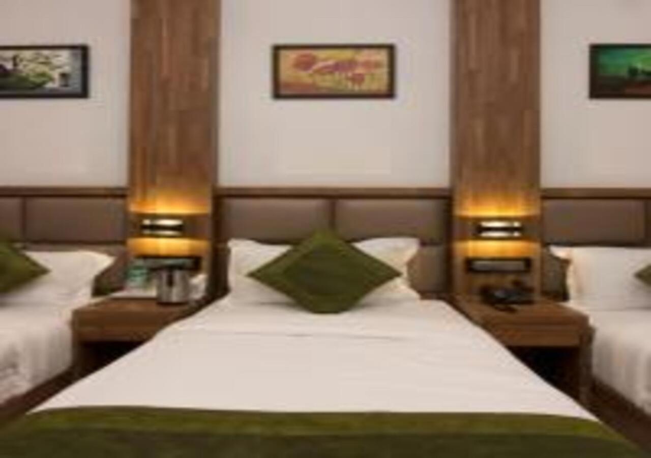 Hotel Meriton Mumbai International Airport T-2 Exterior foto